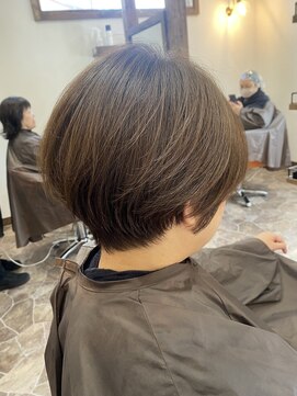 ジュテーム(JE T'AIME) ショートボブ