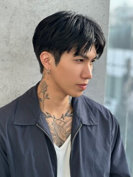 ロンドアンメゾン 原宿(Lond un Maison.) 【吉田智哉】メンズパーマ、メンズセンターパート、7:3パート