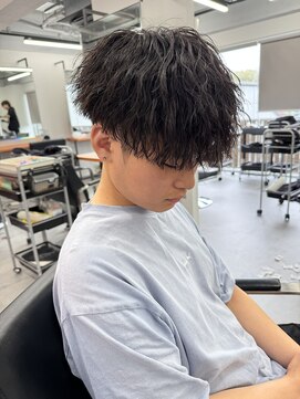 レブ 三条河原町(Reb,) ツイストスパイラルメンズパーマメンズカットまゆげ