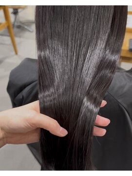 エミュ(emu) 髪質改善カラー