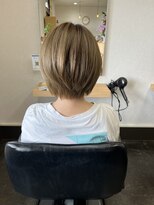 イーチ(Each)&nbsp;レイヤーボブ