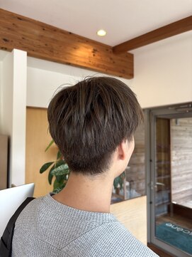 シュールセイン(sur scene) メンズショート×オリーブカラー