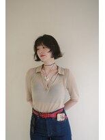 スキオー(SCIO)&nbsp;フレンチショートボブ/ 顔まわりの印象を今年顔にアップデート