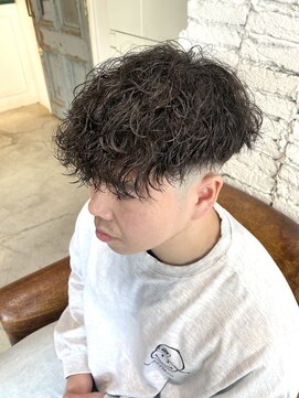 ルーク 立川(LUK) スペインカール/波巻きパーマ/フェード《三谷海斗》