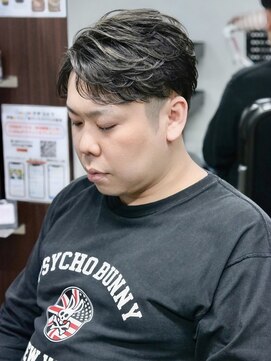 マーズ(MARS) フェザーパーマ フェザーショート ハイライト メッシュ 白髪