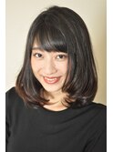 大人可愛いミディアムボブレイヤー