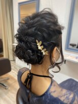 ルノア(Lunoa)&nbsp;編み込みアップスタイル