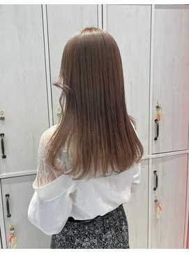 リー 梅田(Lee) Lee梅田茶屋町　韓国風透明感カラー