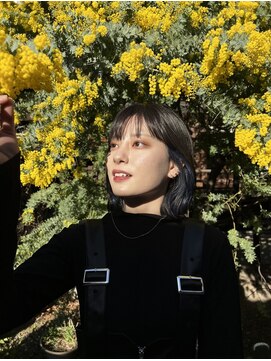 ユイツ インナーネイビーブルー×外ハネボブ