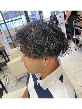 ステアー バイ ボス(Stair by boss) ツイストスパイラルパーマ