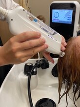 シュヴーブリヤン(cheveux brillants)