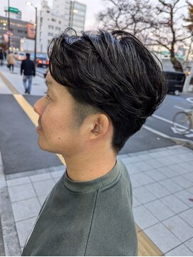 アン ブリーチ(UN BLEACH) メンズパーマ