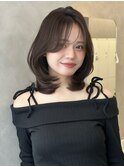 暗髪ミディアムレイヤー小顔顔周りレイヤーワンカール髪質改善