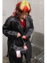 オーン 渋谷(OOn)&nbsp;レッド×ブラウンのコントラストデザイン