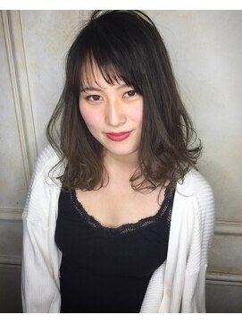 パーチェ(perche) perche【ヘルシーレイヤー×スモーキーグレージュ×S/S】