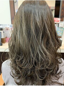 ヘアーショップアミティ 赤味無しカラー