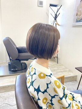 サンカク(SAN KAKU) アッシュベージュ