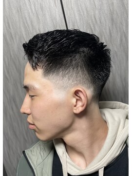 ヒロギンザ 神田店(HIRO GINZA) ラウンドスキンフェード