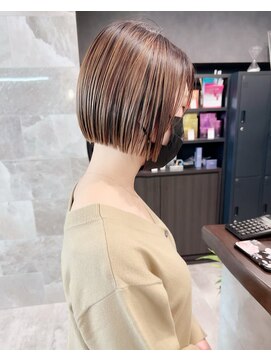 ロット 横浜(lot) レイヤーボブ/ミニボブ/ハイライト[横浜駅]
