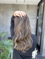 メゾン アヴァロ(Maison Avallo)&nbsp;#明るめアッシュグレーグラデーション