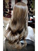 シルバーブラウン×再現性美シルエット