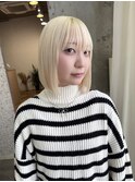 ホワイトブロンド/抜きっぱなし/ケアブリーチ/ベージュカラー/
