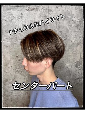 ベース(BASE) 刈り上げセンターパート×ナチュラルハイライト