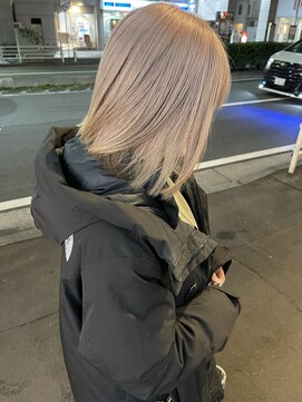 エイト 横浜店(EIGHT) シアーベージュ