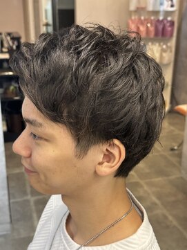 キャラ シャローネ 池袋(Chara Chalone) アップバングショート/ツーブロック【池袋/本松】