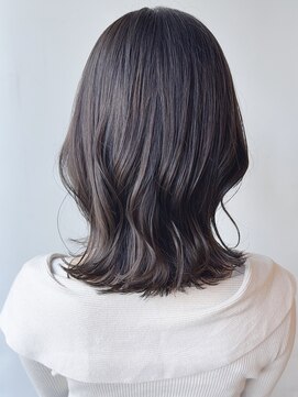 【morio原宿】グレージュダークトーンブラウンくびれヘア