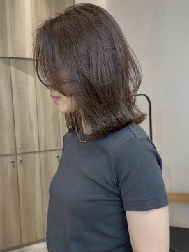 ウェイズトウキョウ 新宿店(Ways TOKYO) ミディアムレイヤー　かきあげ前髪　カーテンバング