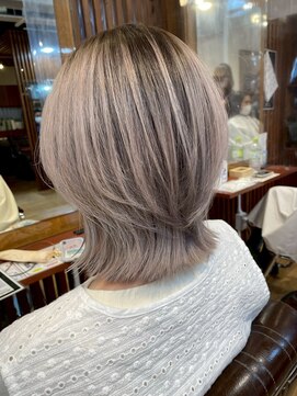 ブリッツ レボ(BLITZ-REVO) 着物ヘア/ダークアッシュ/ミディアムレイヤーカット/柏駅