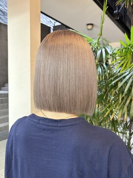 ディスイズ(thisis) 【thisis】オリーブベージュ　韓国風/レイヤーカット