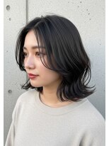 フルショウ 苦楽園店(FURUSHO)&nbsp;耳かけボブ、バタフライレイヤー、韓国巻き、ダークグレーカラー