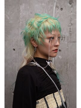 オーン 渋谷(OOn) エンドエメラルドロングウルフ