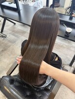 レーヌ(REINE) 髪質改善縮毛矯正で乾かすだけの艶髪に☆