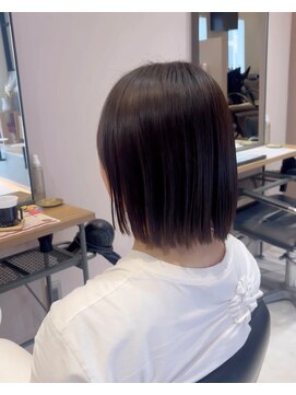 ロンド(Le rond) 後ろ姿スッキリボブ