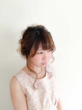 グラム(glam) ルーズシニヨン