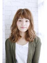 シュシュット(chouchoute)&nbsp;小顔セミウェットウェーブハイライトカラー美髪オリーブカラー82