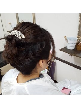 フラワー(Flower) 結婚式のパーティヘアセット☆*°