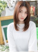 センターパート暖色系カラー小顔濡れ感ミディb川口20代30代40代