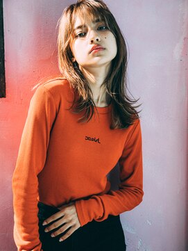 ヘアアンドリラクゼーション シャッセ(Hair&Relaxation SASE) ローレイヤースタイル