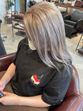 ヘア メイク ココ(hair make coco) ★ホワイトＣＯＬＯＲ★