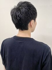 爽やかメンズショートマッシュ/黒髪/直毛/ひし形シルエット/面長