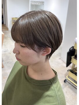 コレット 宇都宮(collet Gigi) マチルダボブ/ピンクベージュ/インナーグレージュ/ショートボブ