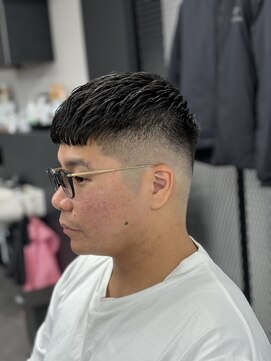 ヘアーラボ 樟葉(Hair Labo) フレンチクロップスキンフェード