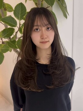 スティロ(stylo) レイヤーカットハイライトショートヘアイルミナカラーオージュア