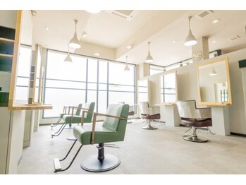 LASSIC HAIR 西脇店 【ラシックヘア】