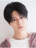 スーツ短髪ツーブロック束感モテる黒髪シークレットパーマ流行