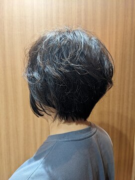 アース 三田南ウッディタウン店(HAIR&MAKE EARTH) 夏◎前下がりボブ×くせ毛風パーマで大人こなれ感　8/12